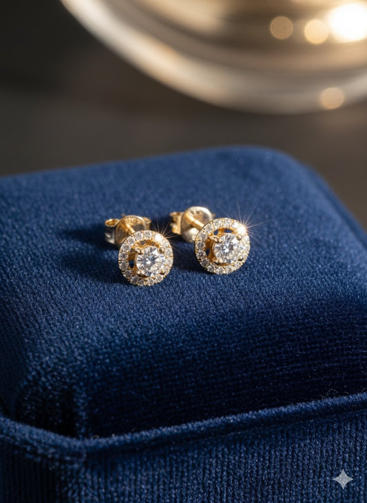 Aretes Redondos'Iced Out' con Halo - Oro 14K y Circonitas