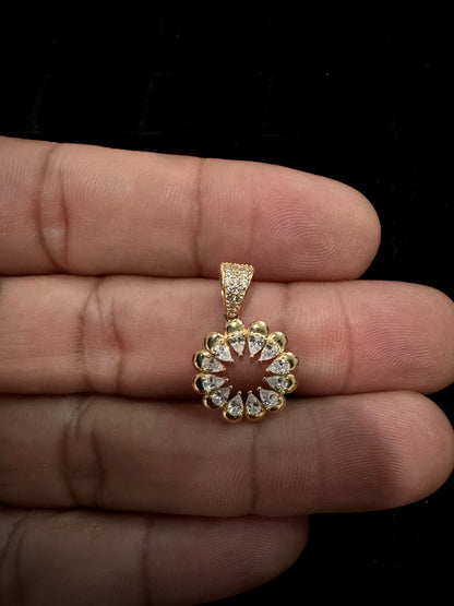 Colgante Sol Radiante - Oro 14K y Circonitas CZ