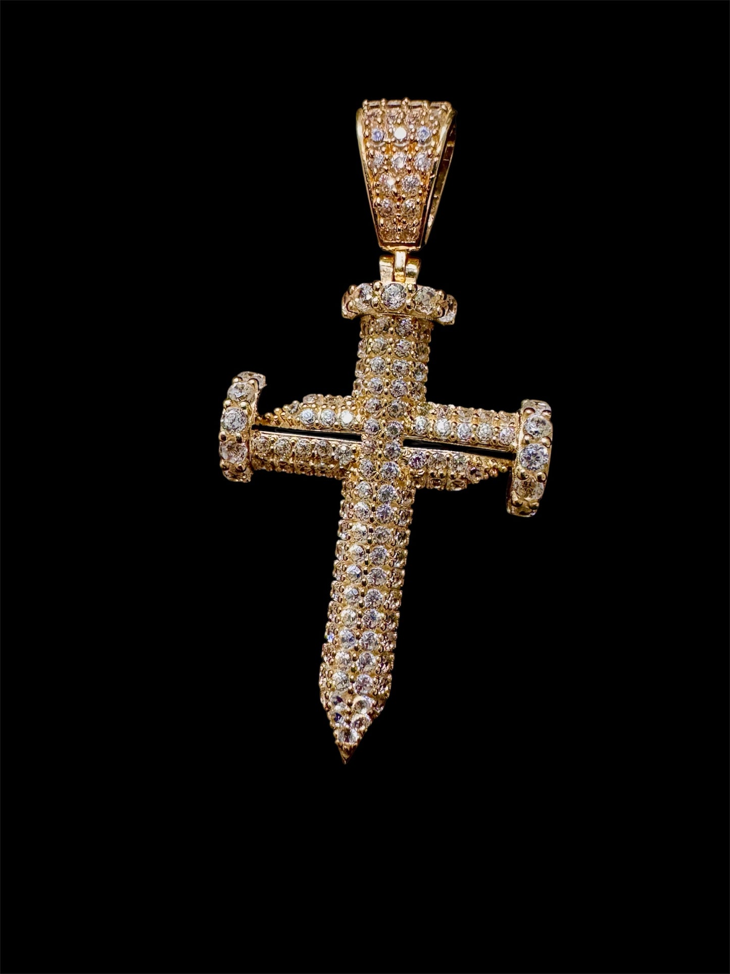Cruz de clavo de Oro 14K