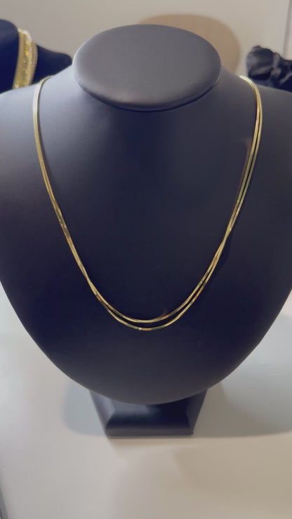 Cadena Estilo Omega en Oro 14K – 6.2 g | 1.3 mm | 18”